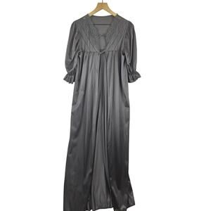 Vintage‎ Made in England Nylon black lace ruffle robe peginoir, size S